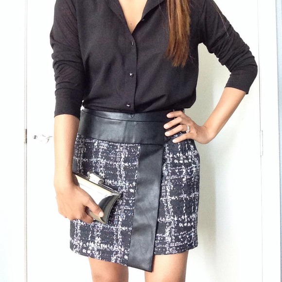 💥3X HOST PICK💥NWT Walter Baker zip-off skirt