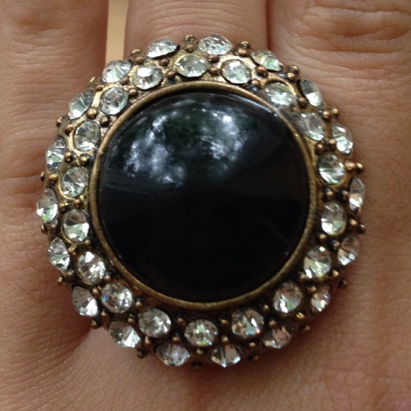 **^**Cocktail Ring**^** - Picture 2 of 4