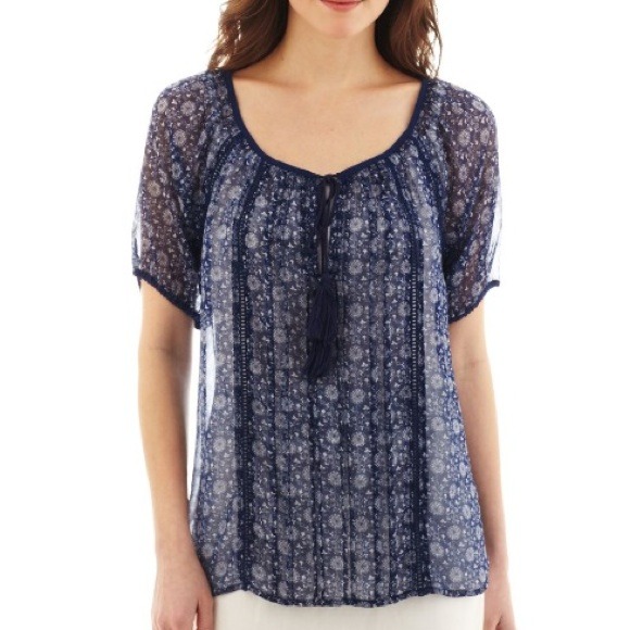 SOLD 💙Peasant blouse💙