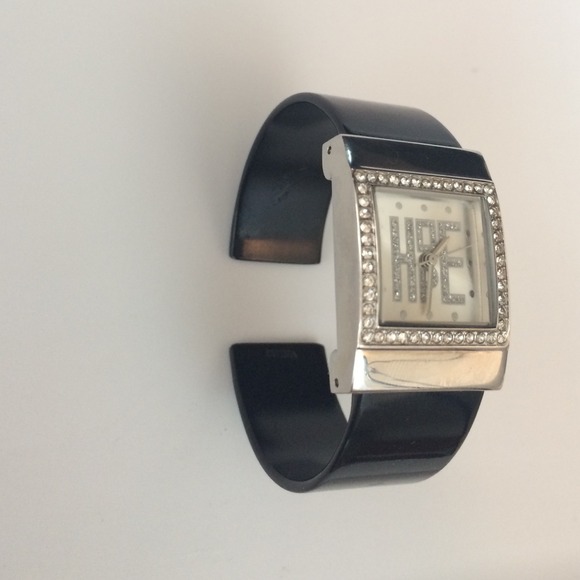 Studio Time Watch - Picture 2 of 2