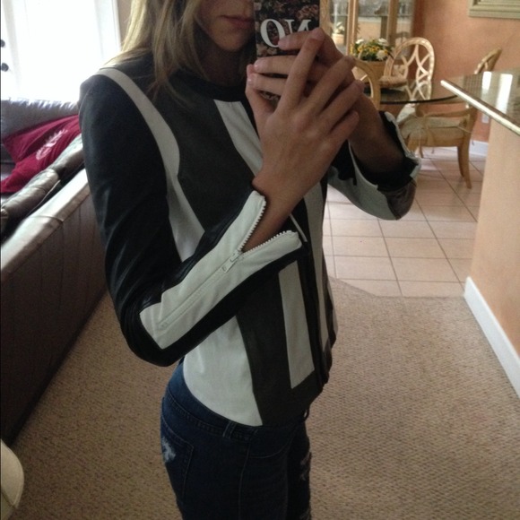 🎉HP 7/16 & 7/17 🎉 Helmut Lang Lamb Leather Jacke - Picture 3 of 4