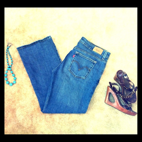 Levi's Bootcut Jeans - Like New - 12 Petite