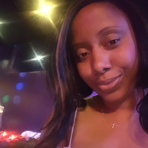 Meet your seller! - Picture 2 of 8