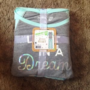 🌸PRICE CUT🌸 PJ Set