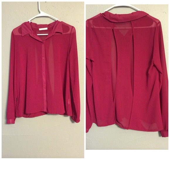 ❌BUNDLED❌Sheer blouse w/ back cutouts
