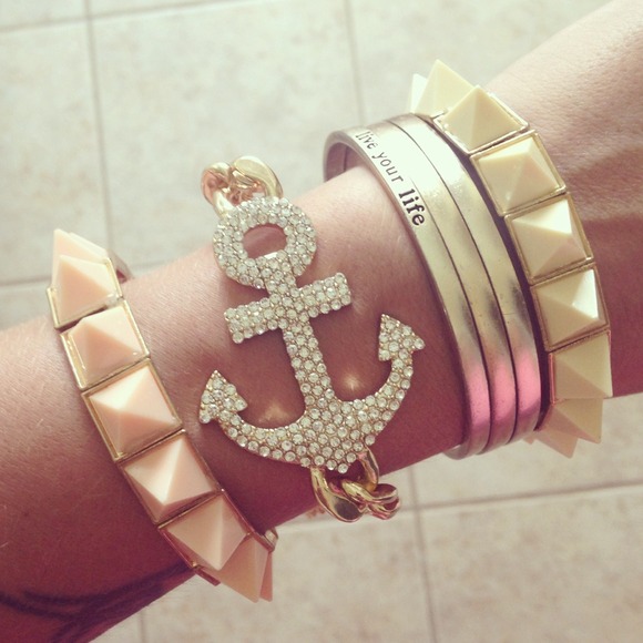 SOLD!! ️Rhinestone Anchor Chain Bracelet⚓️