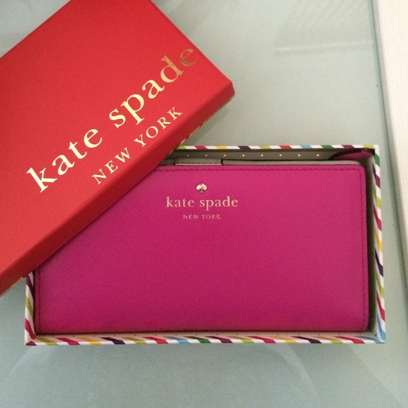 Kate spade New York Mikas pond Stacy wallet