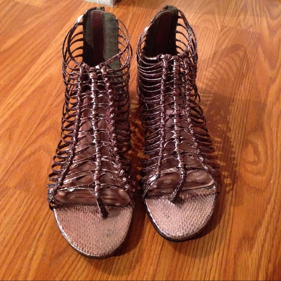 Apt 9 metallic sandals