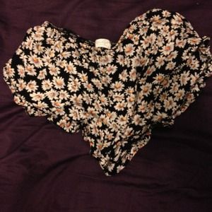 Brandy melville daisy vodis