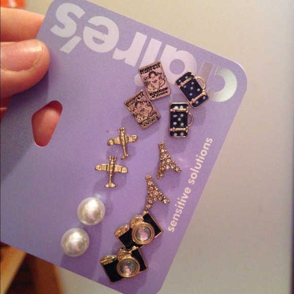 Fashion earrings Paris Eiffel Tower