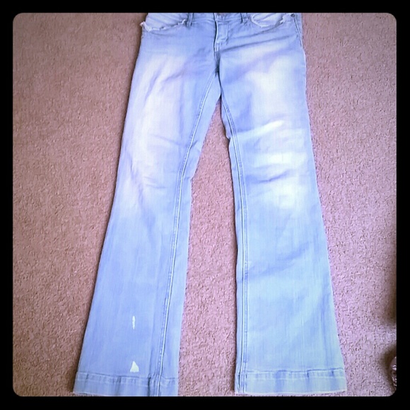 Denim light wash jeans