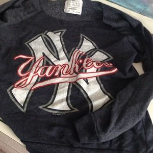 Off The Shoulder Yankee Pullover