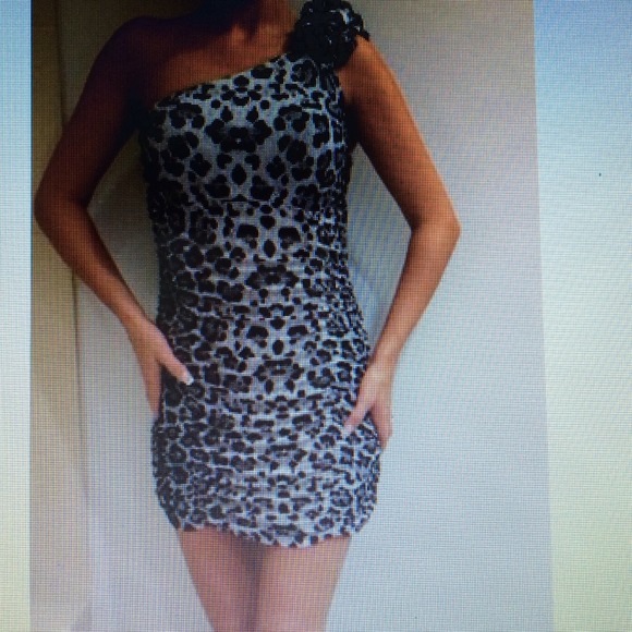 Sexxxyy party dress size M