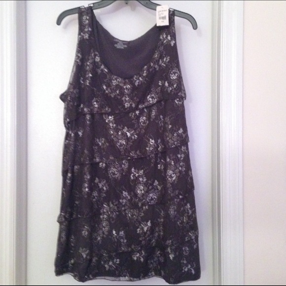 ✨Reduced✨ Lane Bryant top. Price not negotiable.