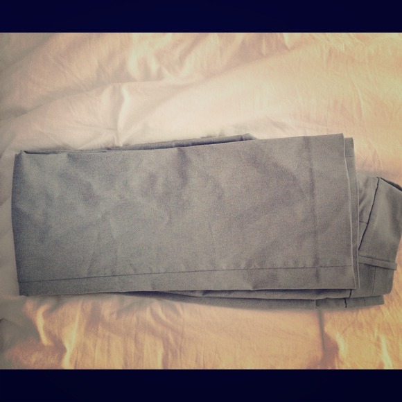 The limited exact stretch classic flare pants