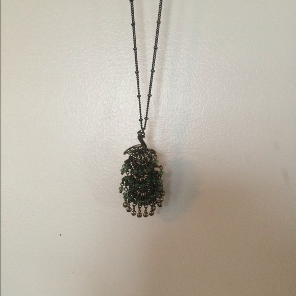 FREE GIFT Peacock Necklace w $20 Purchase - Picture 2 of 2