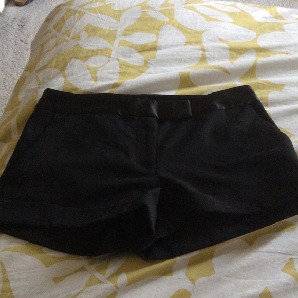 🔥🔥sexy tuxedo shorts🔥🔥