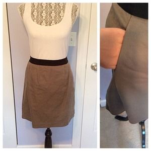 GAP stretch skirt