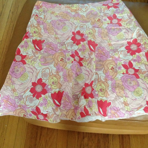 Sure cute floras skirt