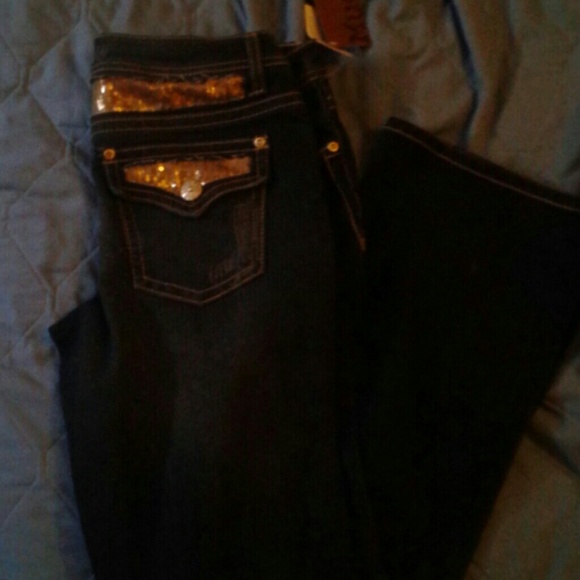MAKE A OFFER!!!