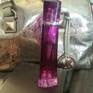 Givenchy Very Irresistible?