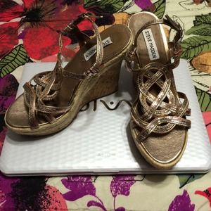Steve Madden wedges