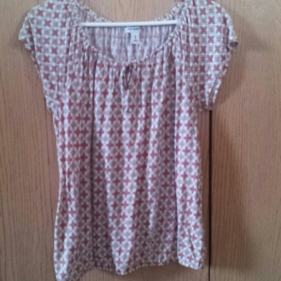 Old navy pink,olive green and white print top