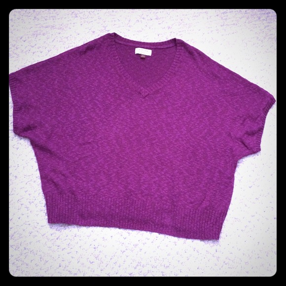 deep fuchsia short sleeve sweater