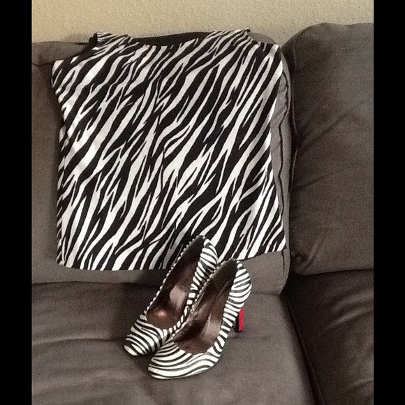 Bundle Rampage Blouse & Rampage Pumps - Picture 2 of 2