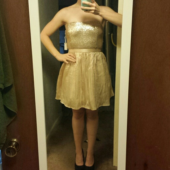 Cream Sequined Cocktail Dress - Picture 2 of 4