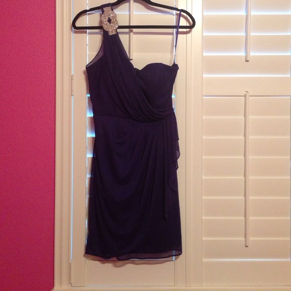 HOMECOMING DRESS. navy blue