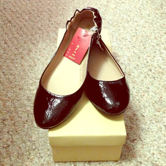 Mossimo flats