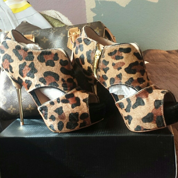 Colin Stuart lovely shoes!!