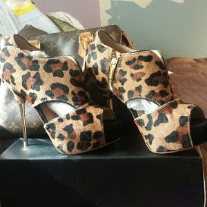 Colin Stuart lovely shoes!!