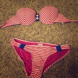 Bathing suit