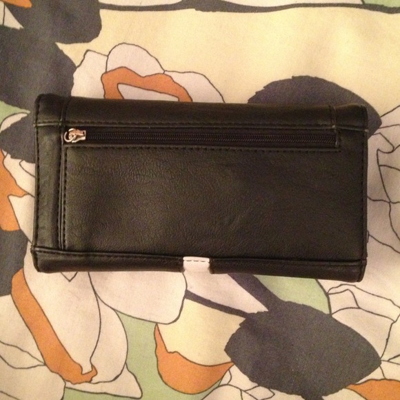 Guess wallet - Picture 4 of 4