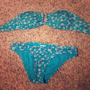 Bathing suit