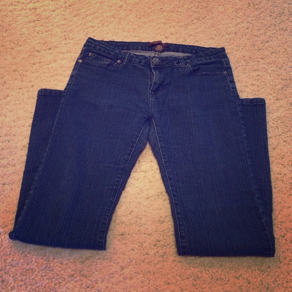 🌸 Excellent condition dark jeans buy2get1