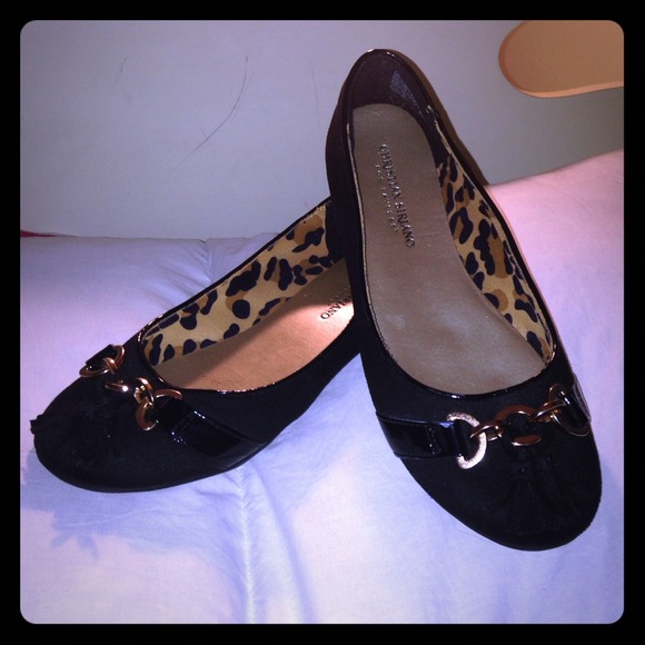 Black Buckle Flats🎀NWOT