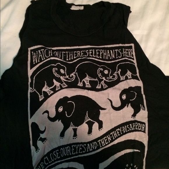 Elephant Brandy Muscle Tank