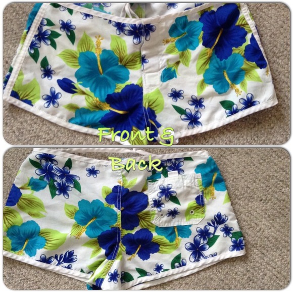 HP7/8 🎉🎉Floral Board Shorts - Picture 2 of 3
