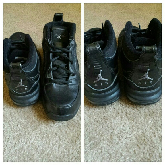 Jordan shoes 7Y