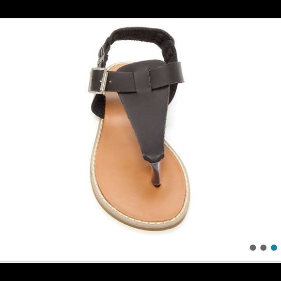 Carrini T-Strap Sandal - Picture 3 of 4