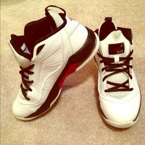 Jordan's size 7 women