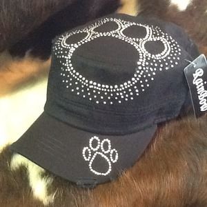 Black With Rhinestone Paw Print Hat