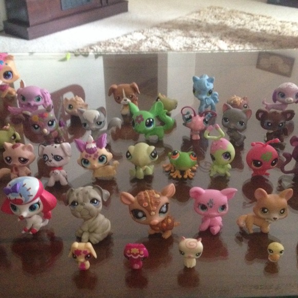 My daughters lps collection!!! - Picture 2 of 4