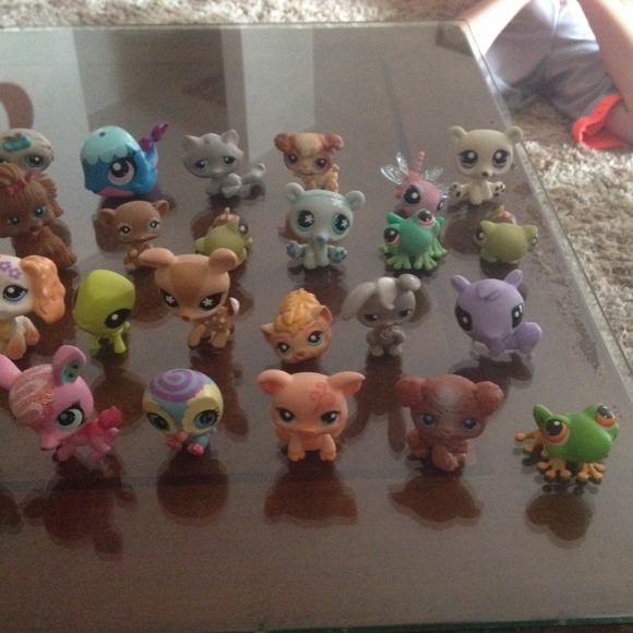 My daughters lps collection!!! - Picture 3 of 4