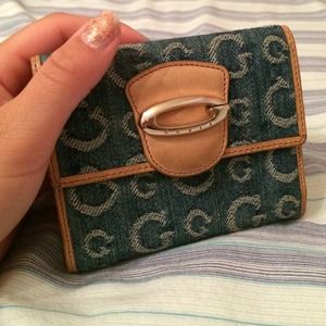 Guess wallet