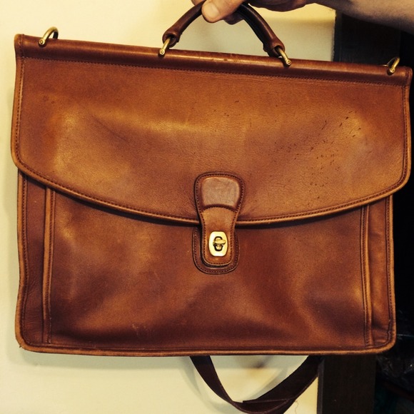 Vintage brown leather Coach messenger bag.