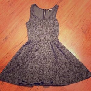 EXPRESS Grey a-line skater dress